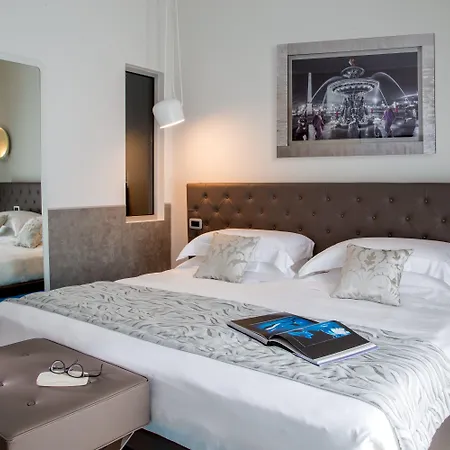 Apartmanhotel Montenapoleone 4*