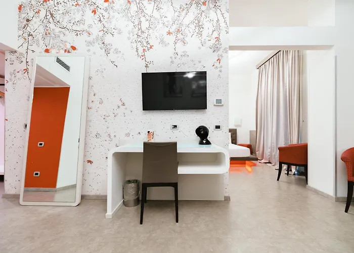 Montenapoleone 4* Милан